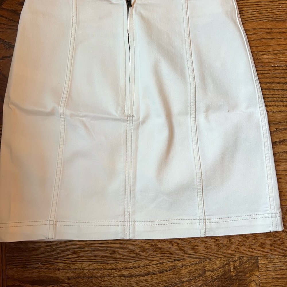 Modern Femme Demi Mini Skirt White - Picture 4 of 5